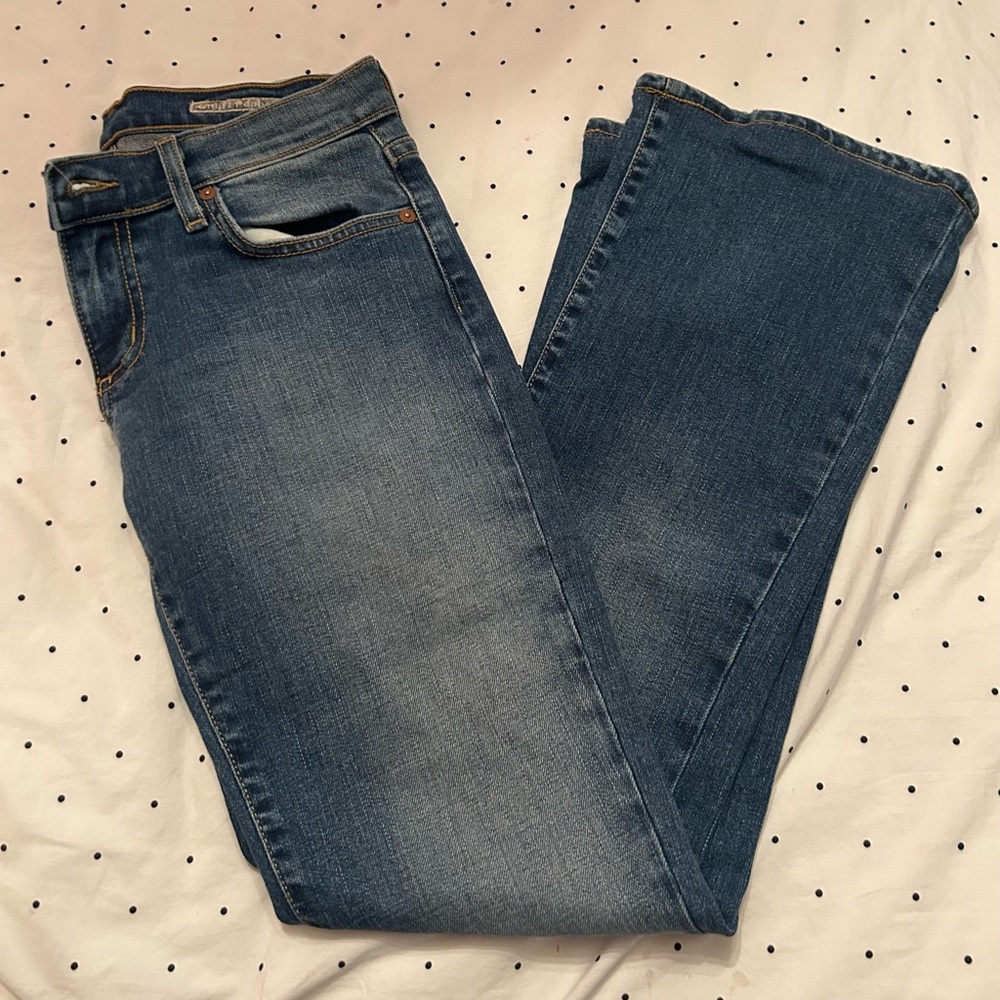Low waisted bootcut jeans